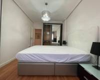 Alquiler a largo plazo - Apartamento - Torrevieja - Centro