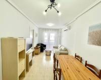 Alquiler a largo plazo - Apartamento - Torrevieja - Centro