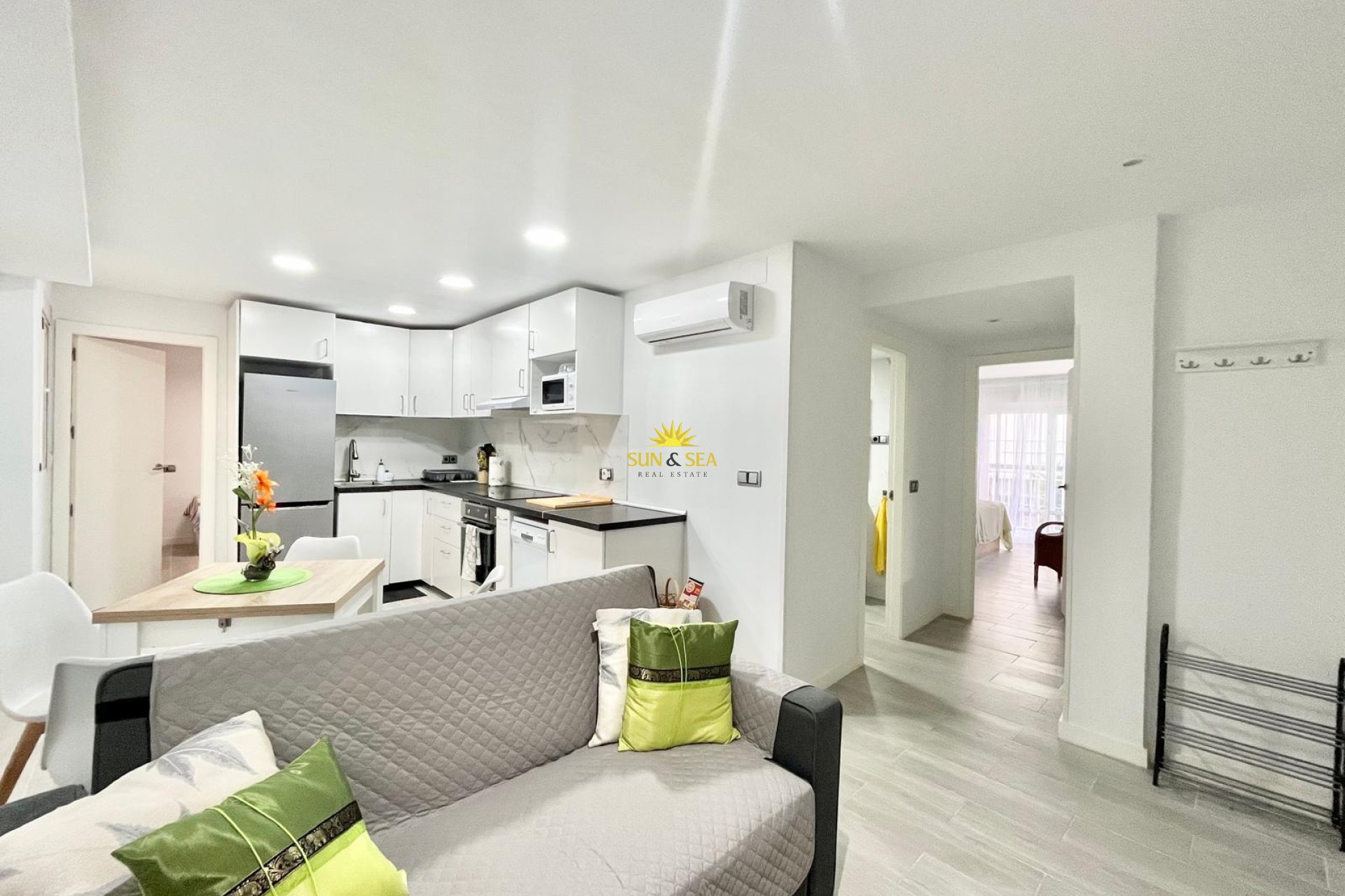 Alquiler a largo plazo - Apartamento - Torrevieja - Centro