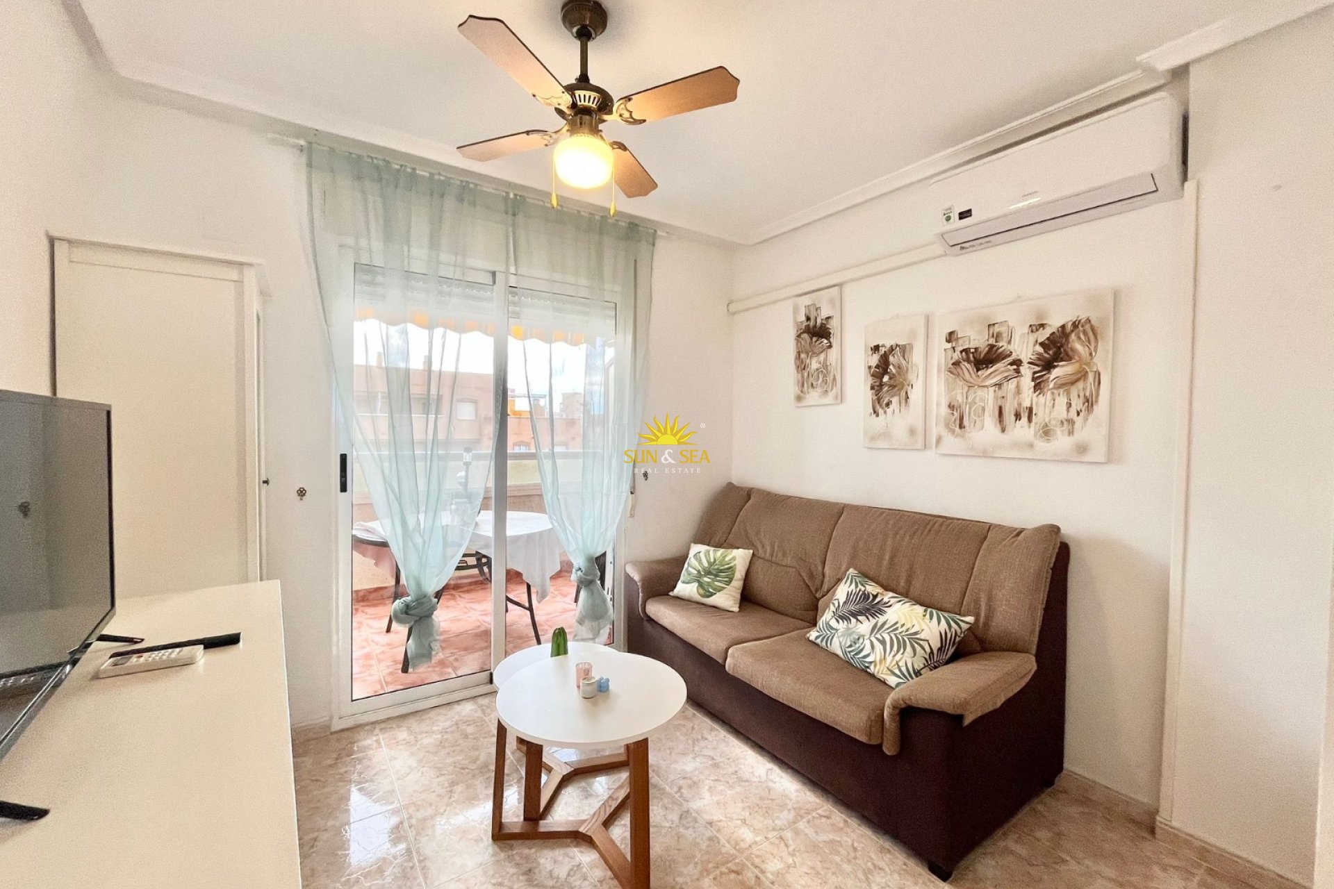 Alquiler a largo plazo - Apartamento - Torrevieja - Centro