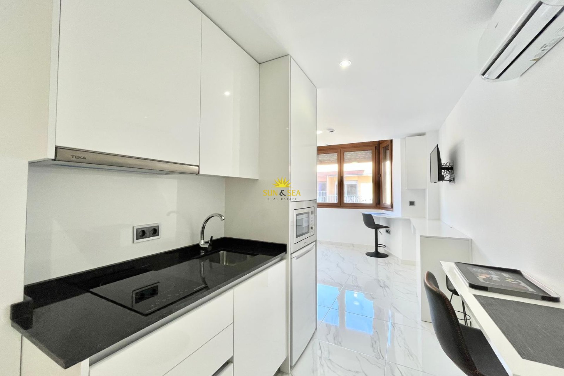 Alquiler a largo plazo - Apartamento - Torrevieja - Centro