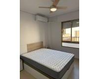 Alquiler a largo plazo - Apartamento - Torrevieja - Centro