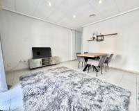 Alquiler a largo plazo - Apartamento - Torrevieja - Centro