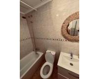 Alquiler a largo plazo - Apartamento - Torrevieja - Centro