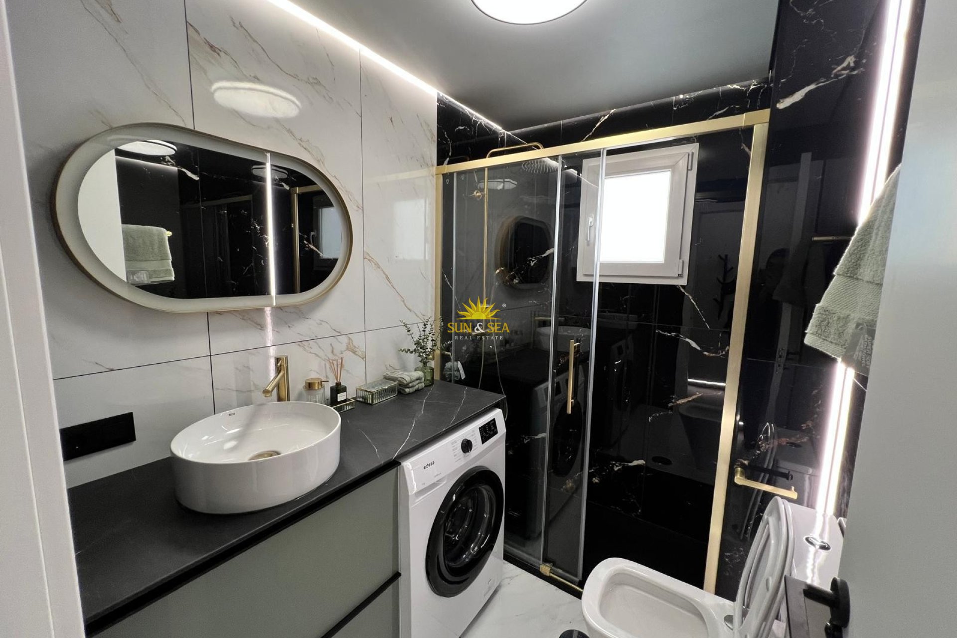 Alquiler a largo plazo - Apartamento - Torrevieja - Centro