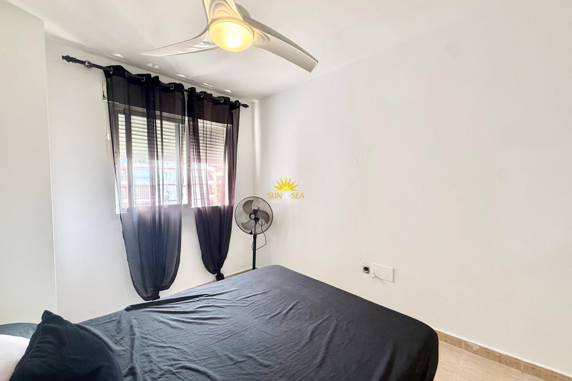 Alquiler a largo plazo - Apartamento - Torrevieja - Centro