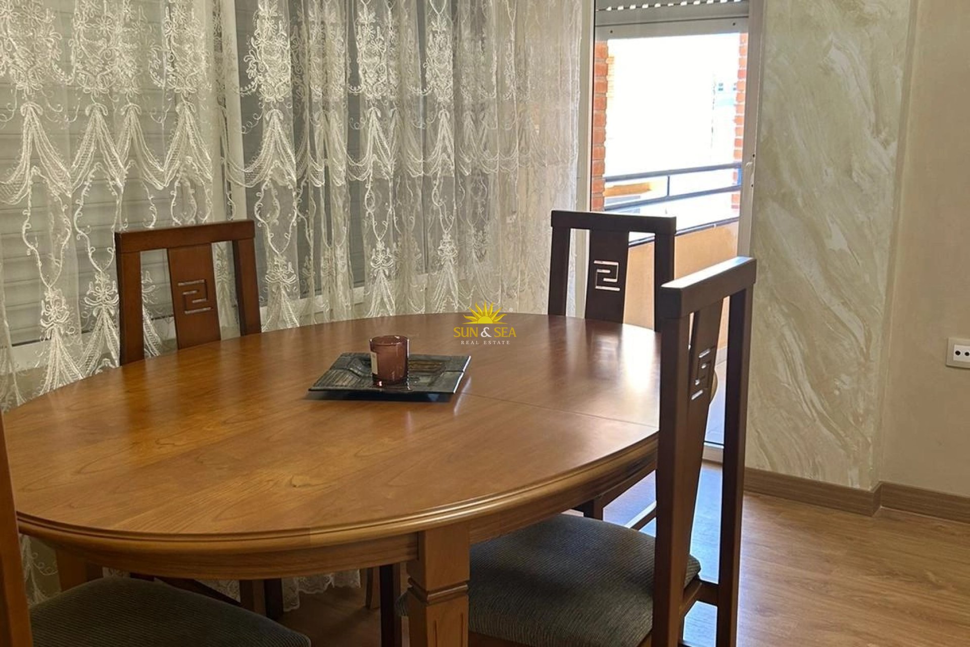 Alquiler a largo plazo - Apartamento - Torrevieja - Centro