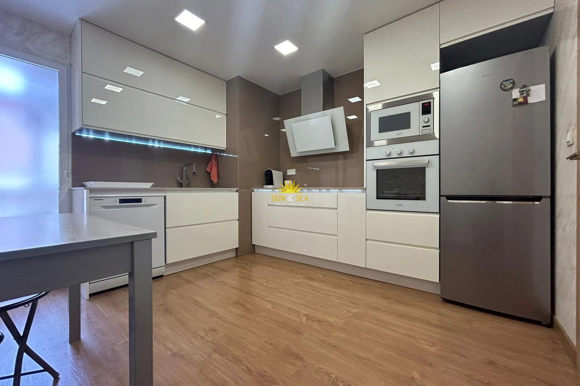 Alquiler a largo plazo - Apartamento - Torrevieja - Centro