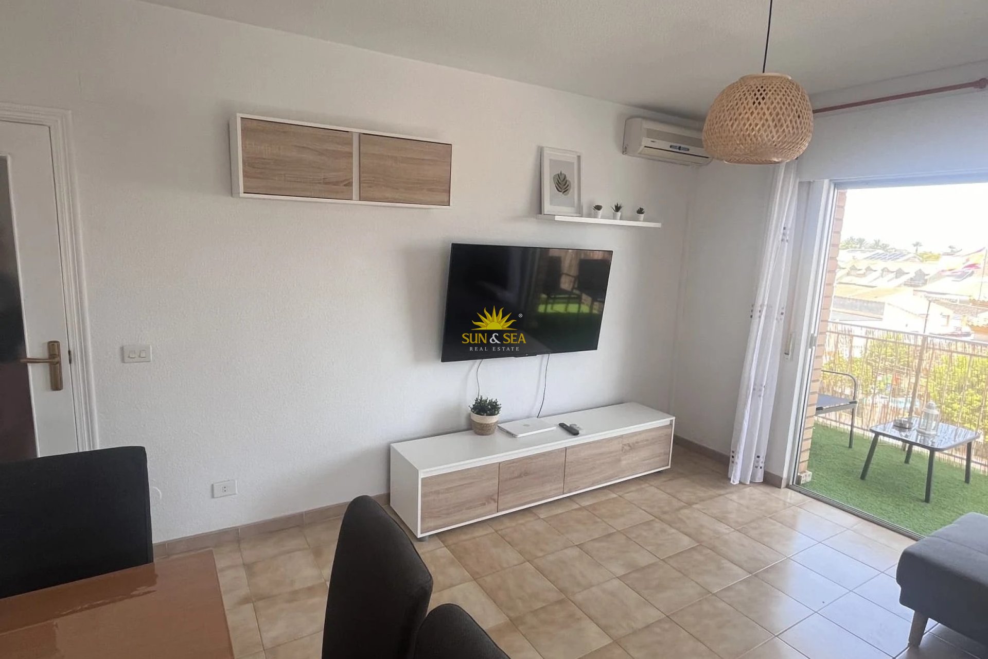 Alquiler a largo plazo - Apartamento - Torrevieja - Centro