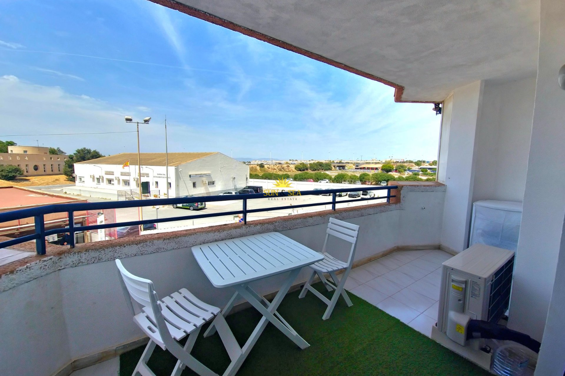 Alquiler a largo plazo - Apartamento - Torrevieja - El Acequión - Los Náufragos