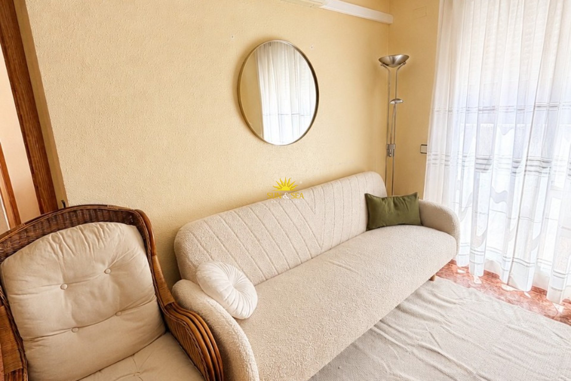 Alquiler a largo plazo - Apartamento - Torrevieja - Paseo maritimo