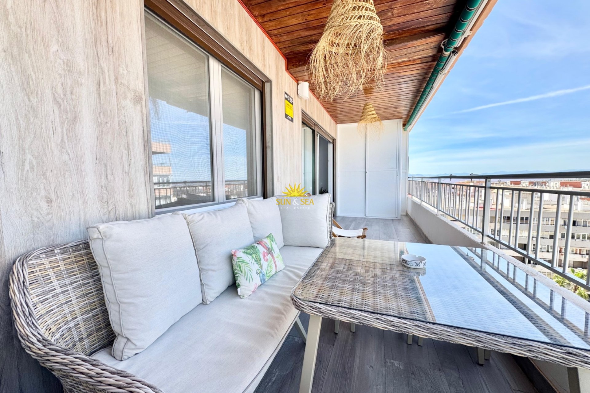 Alquiler a largo plazo - Apartamento - Torrevieja - Playa del Acequión