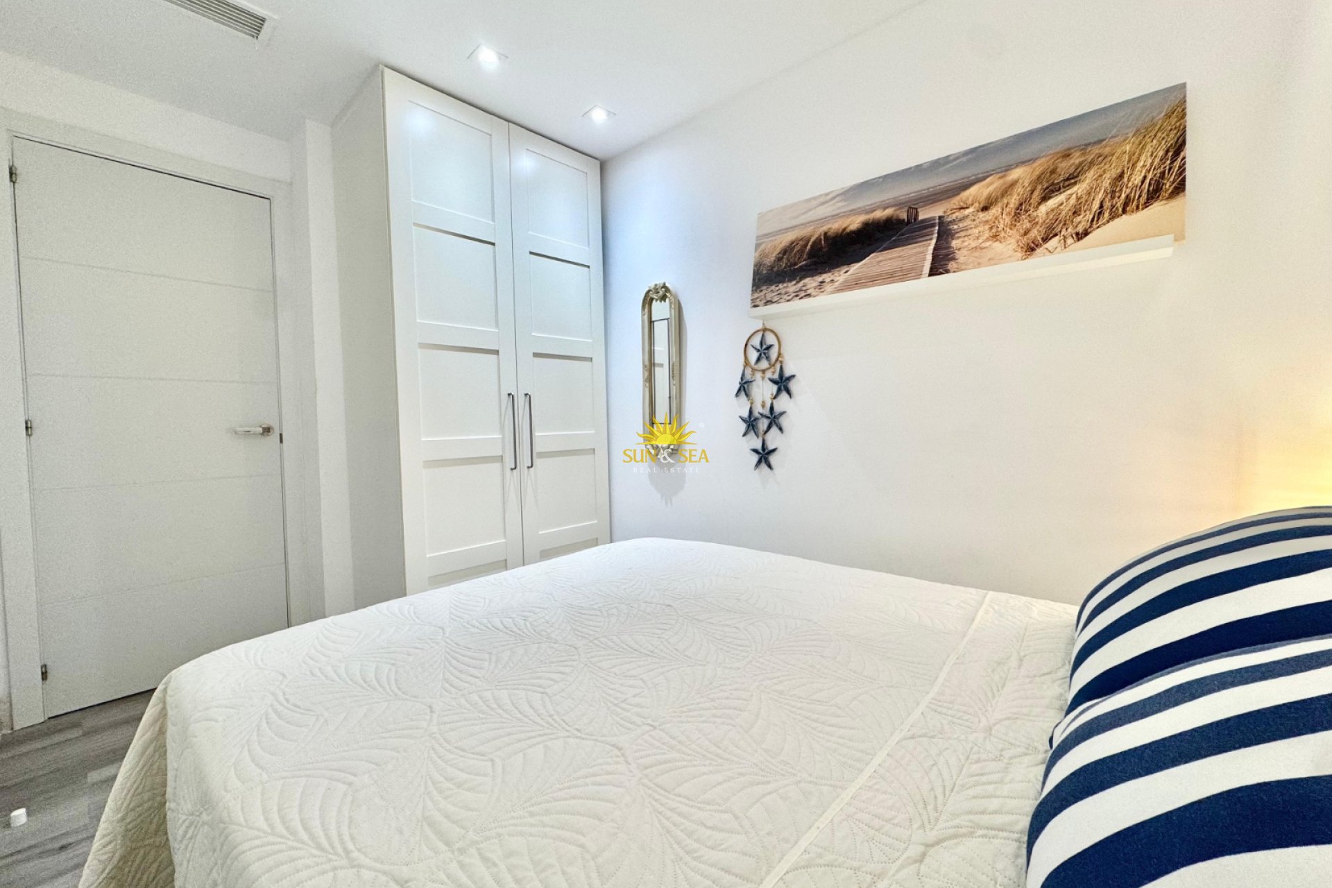 Alquiler a largo plazo - Apartamento - Torrevieja - Playa del Acequión