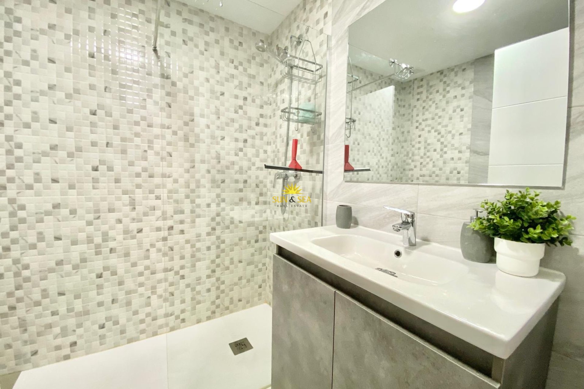 Alquiler a largo plazo - Apartamento - Torrevieja - Playa del Cura