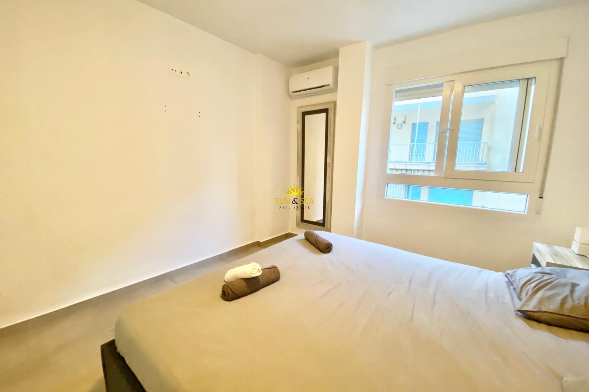 Alquiler a largo plazo - Apartamento - Torrevieja - Playa del Cura