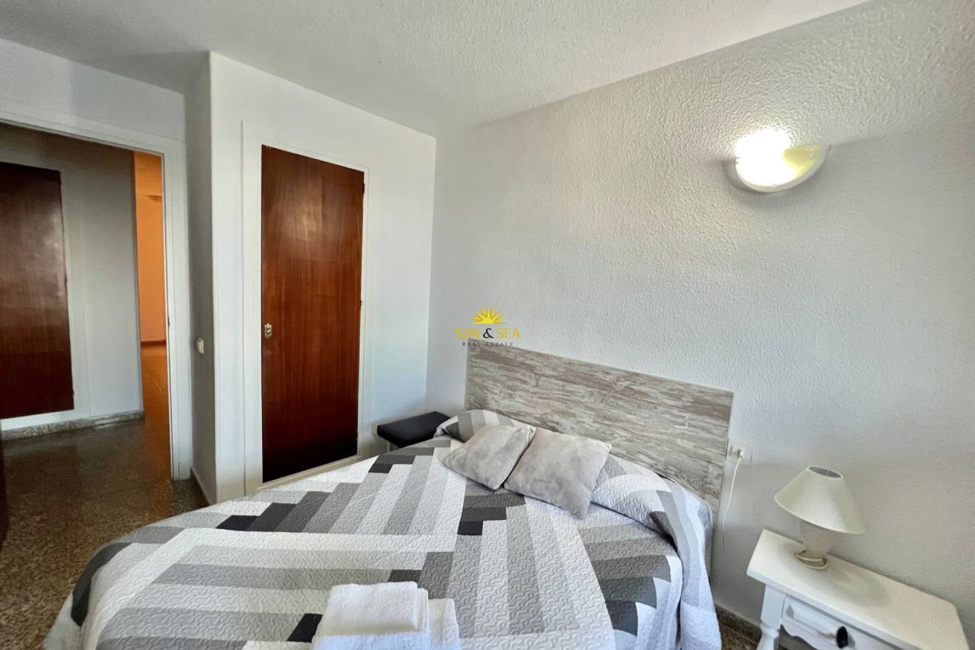 Alquiler a largo plazo - Apartamento - Torrevieja - Playa del Cura