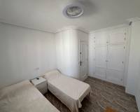 Alquiler a largo plazo - Apartamento - Torrevieja - Playa del Cura