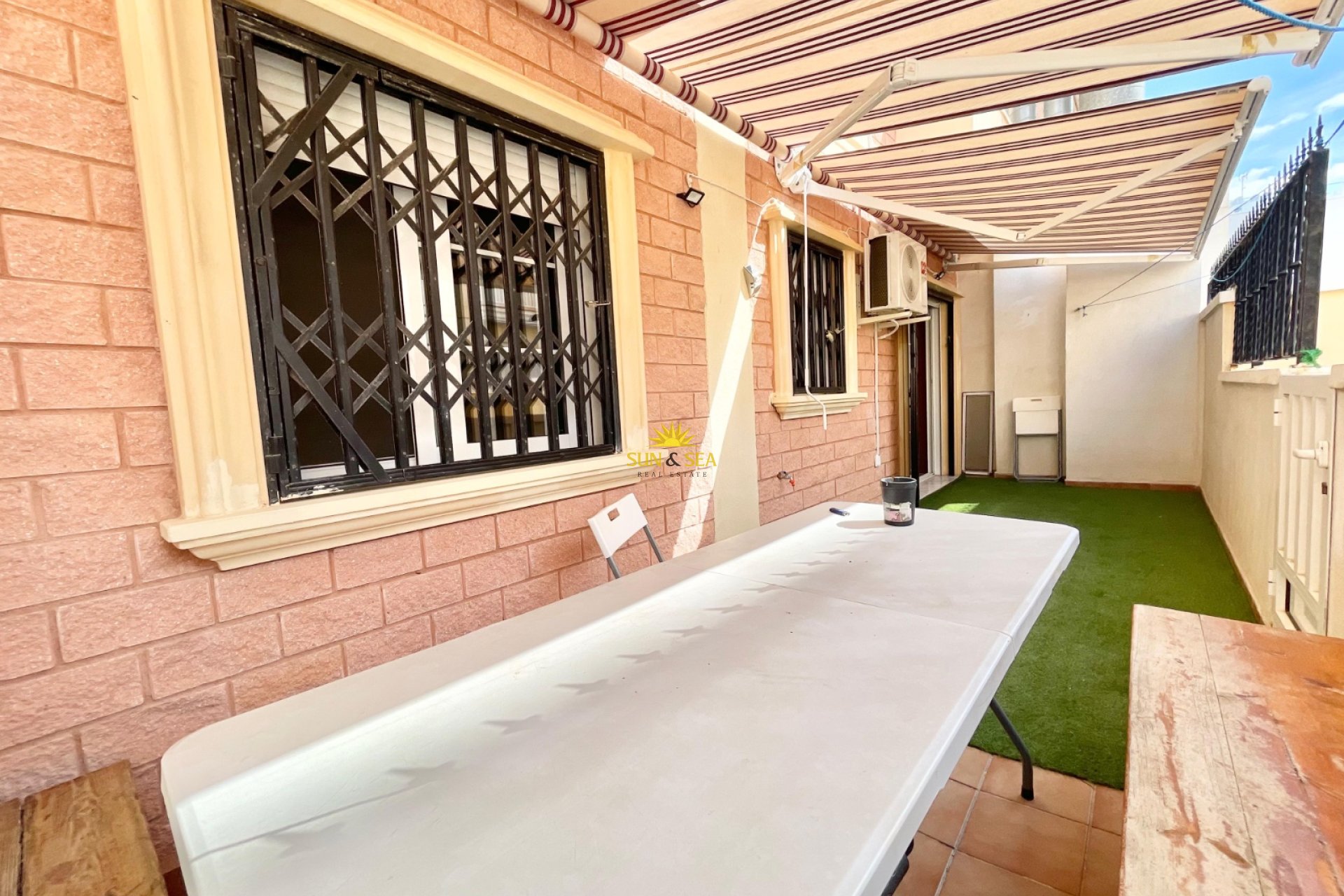 Alquiler a largo plazo - Apartamento - Torrevieja - Playa del Cura