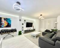 Alquiler a largo plazo - Apartamento - Torrevieja - Playa del Cura