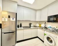 Alquiler a largo plazo - Apartamento - Torrevieja - Playa del Cura