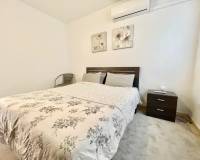 Alquiler a largo plazo - Apartamento - Torrevieja - Playa del Cura
