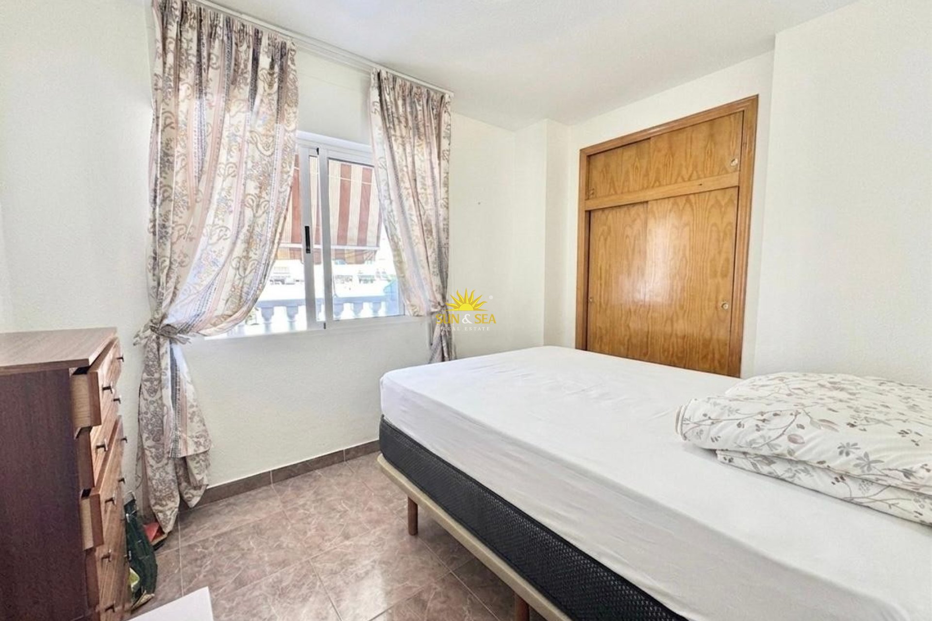 Alquiler a largo plazo - Apartamento - Torrevieja - Playa del Cura