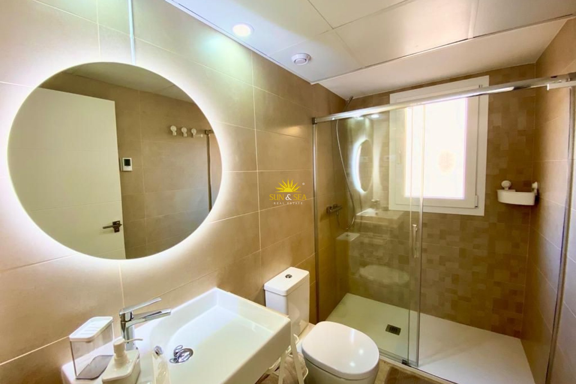 Alquiler a largo plazo - Apartamento - Torrevieja - Punta prima