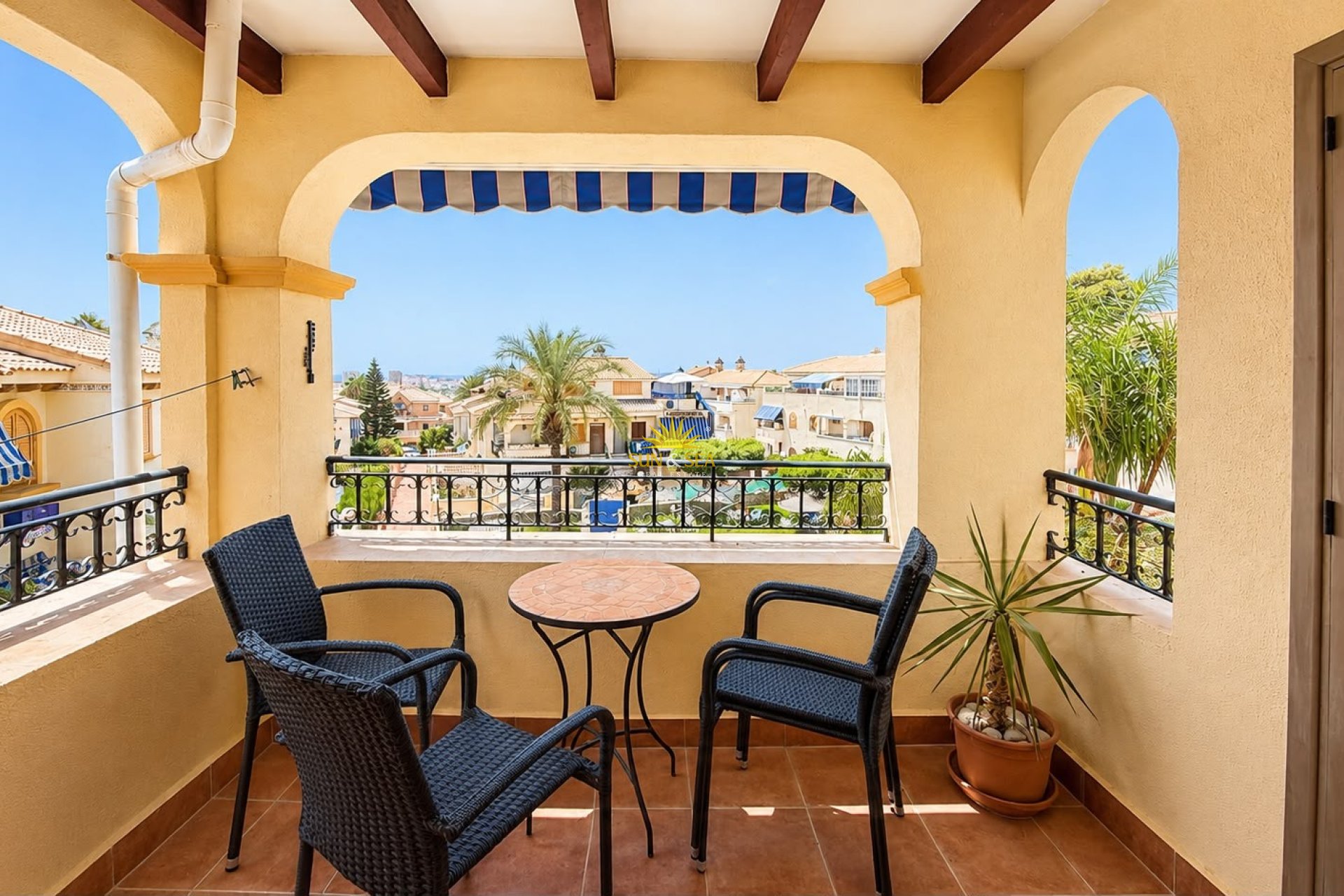 Alquiler a largo plazo - Apartamento - Torrevieja - Torre del moro