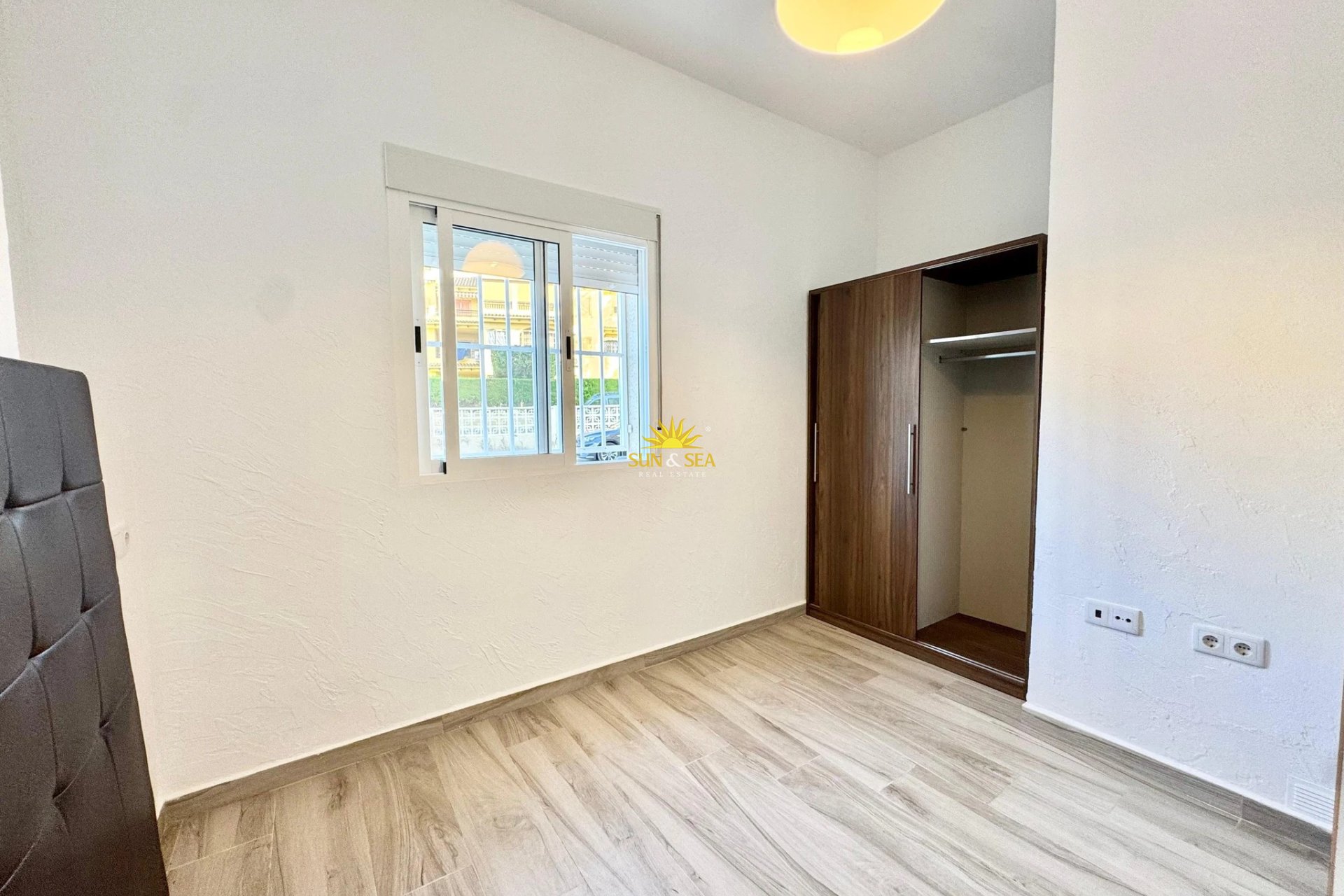 Alquiler a largo plazo - Apartamento - Torrevieja - Torrelamata - La Mata