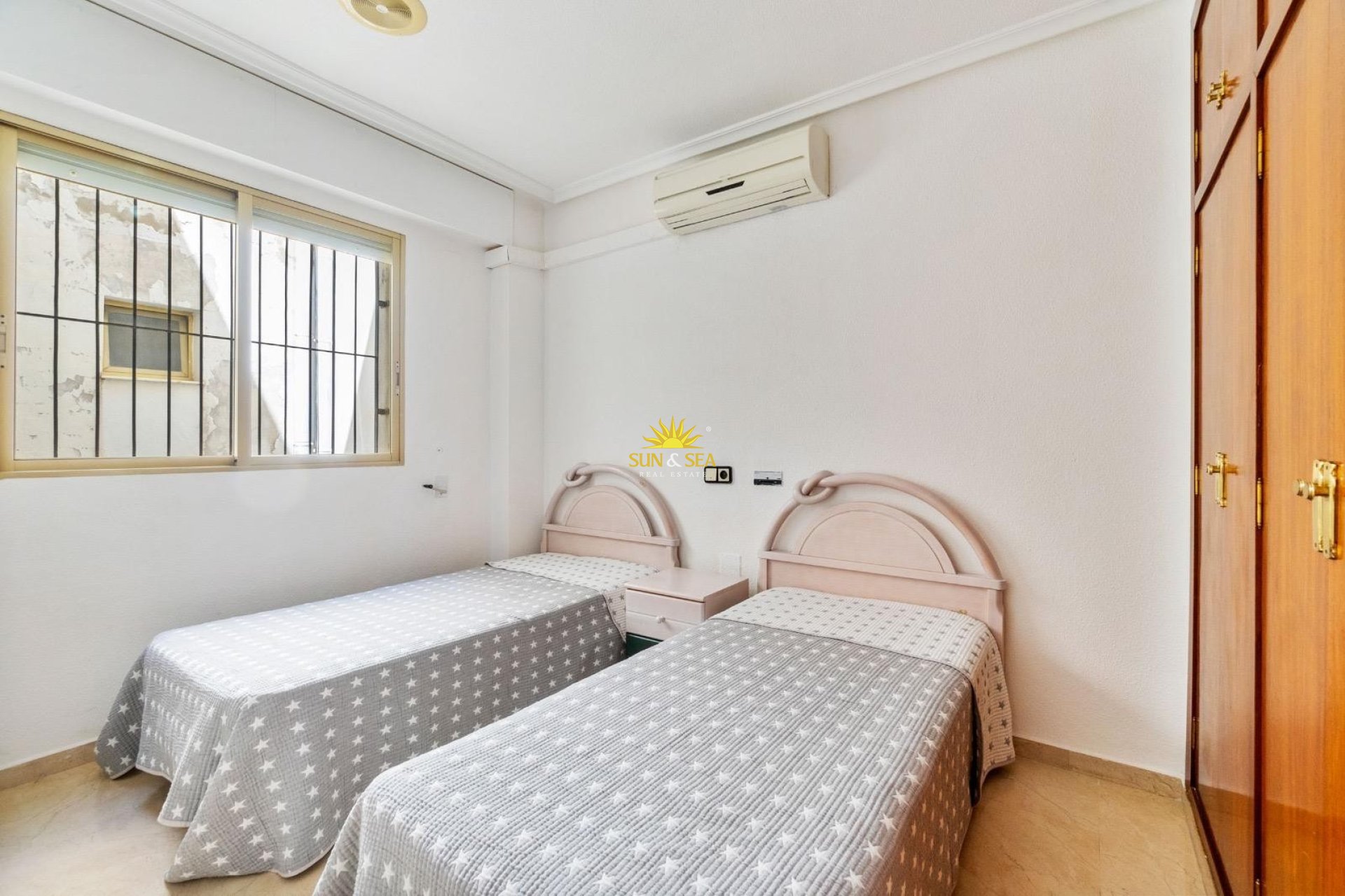 Alquiler a largo plazo - Apartamento - Torrevieja - torrevieja