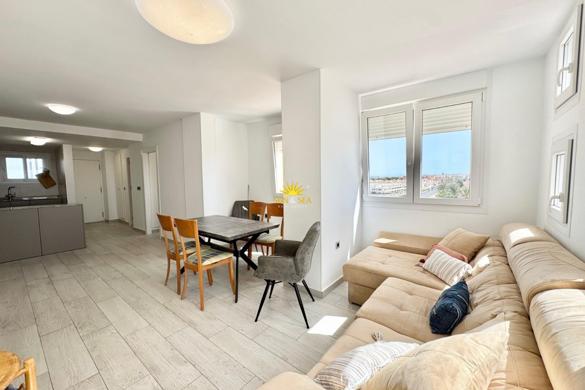 Alquiler a largo plazo - Apartamento - Torrevieja - torrevieja
