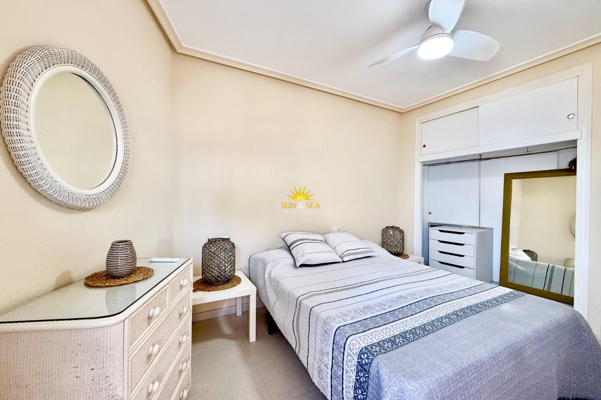 Alquiler a largo plazo - Apartamento - Torrevieja - torrevieja