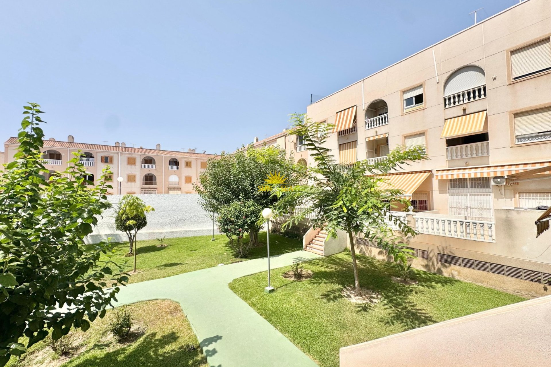 Alquiler a largo plazo - Apartamento - Torrevieja - torrevieja