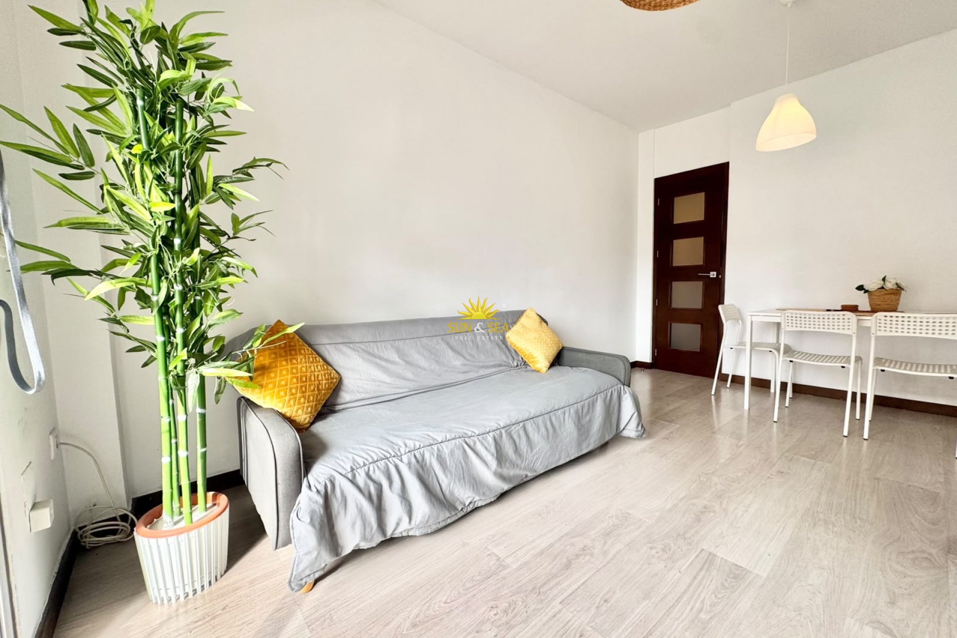 Alquiler a largo plazo - Apartamento - Torrevieja - torrevieja