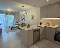 Alquiler a largo plazo - Apartamento - Torrevieja - Urb. Jardín del Mar