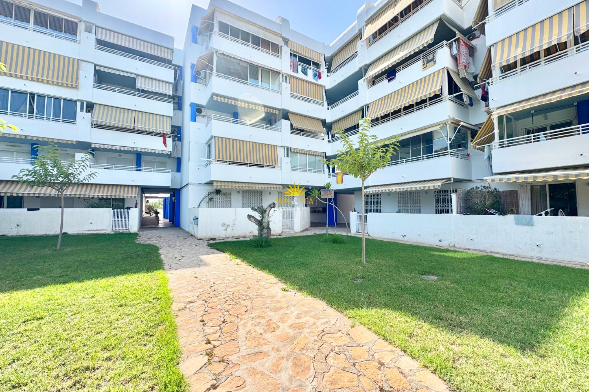 Alquiler a largo plazo - Apartamento - Villajoyosa