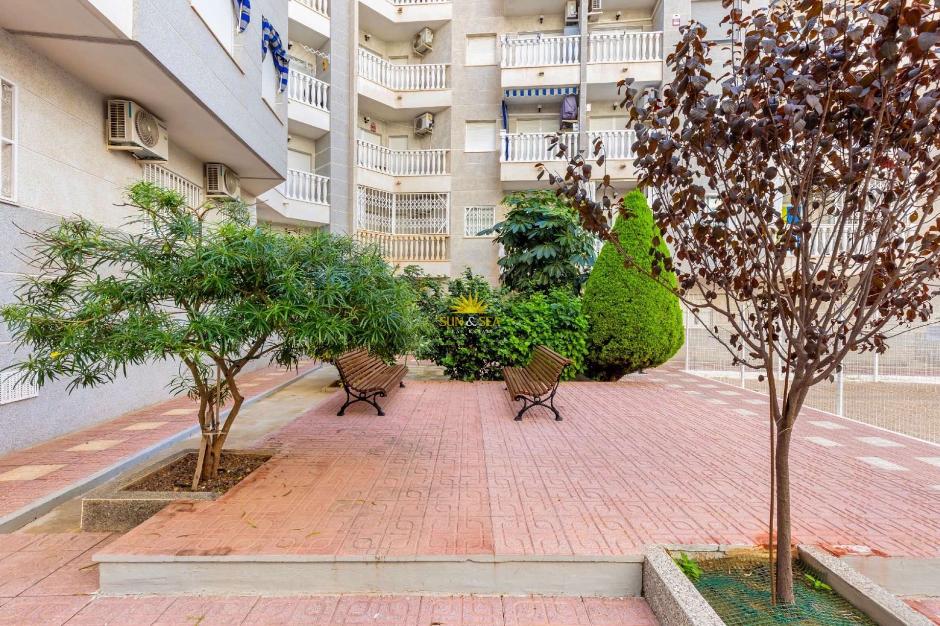 Alquiler a largo plazo - Atico - Torrevieja - Centro