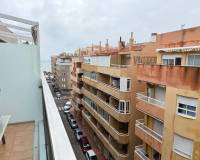 Alquiler a largo plazo - Atico - Torrevieja - Playa del Cura