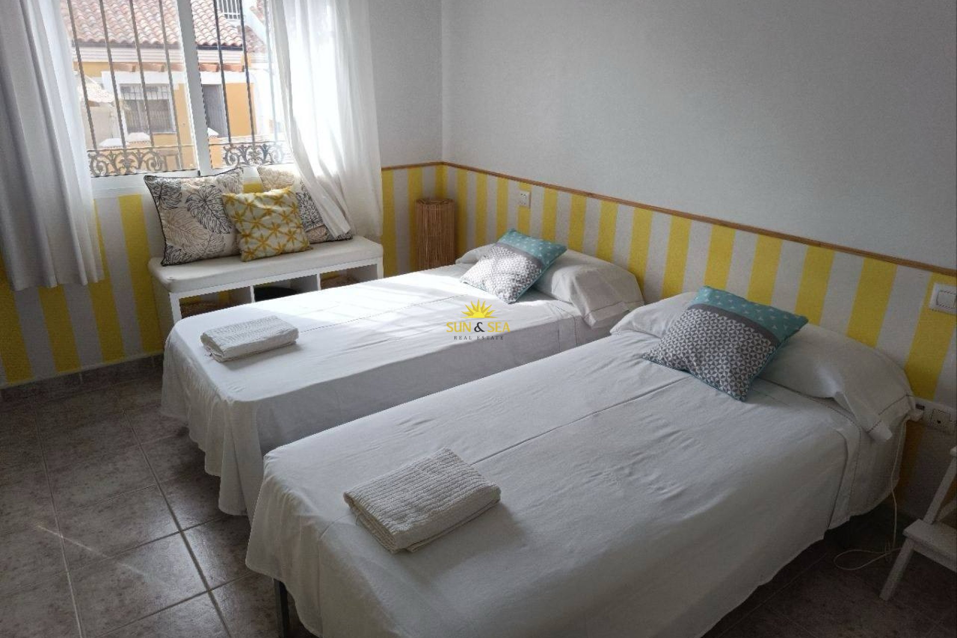 Alquiler a largo plazo - Bungalow - Cabo de Palos - Puerto