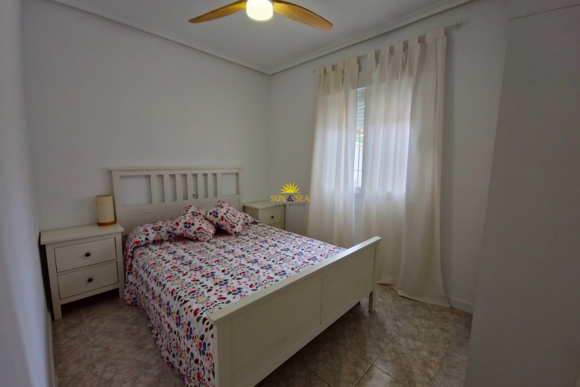 Alquiler a largo plazo - Bungalow - Orihuela Costa - Playa Flamenca