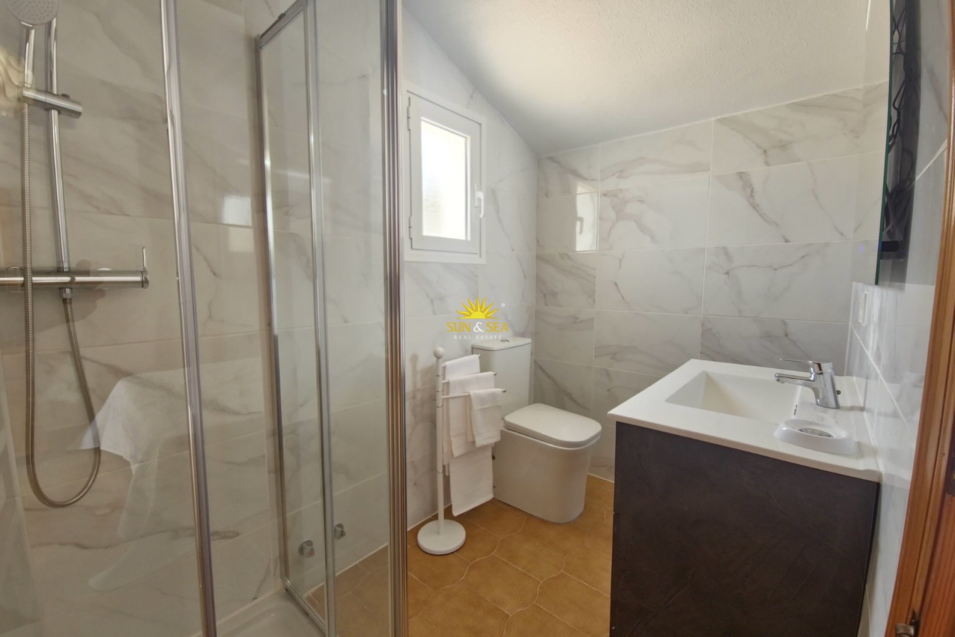 Alquiler a largo plazo - Bungalow - Orihuela Costa - Villamartín