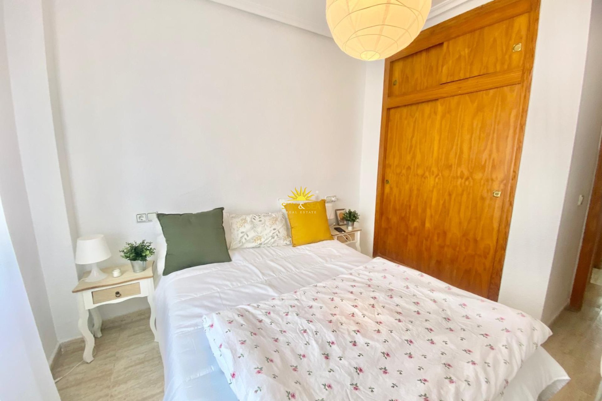 Alquiler a largo plazo - Bungalow - Torrevieja - Aguas Nuevas