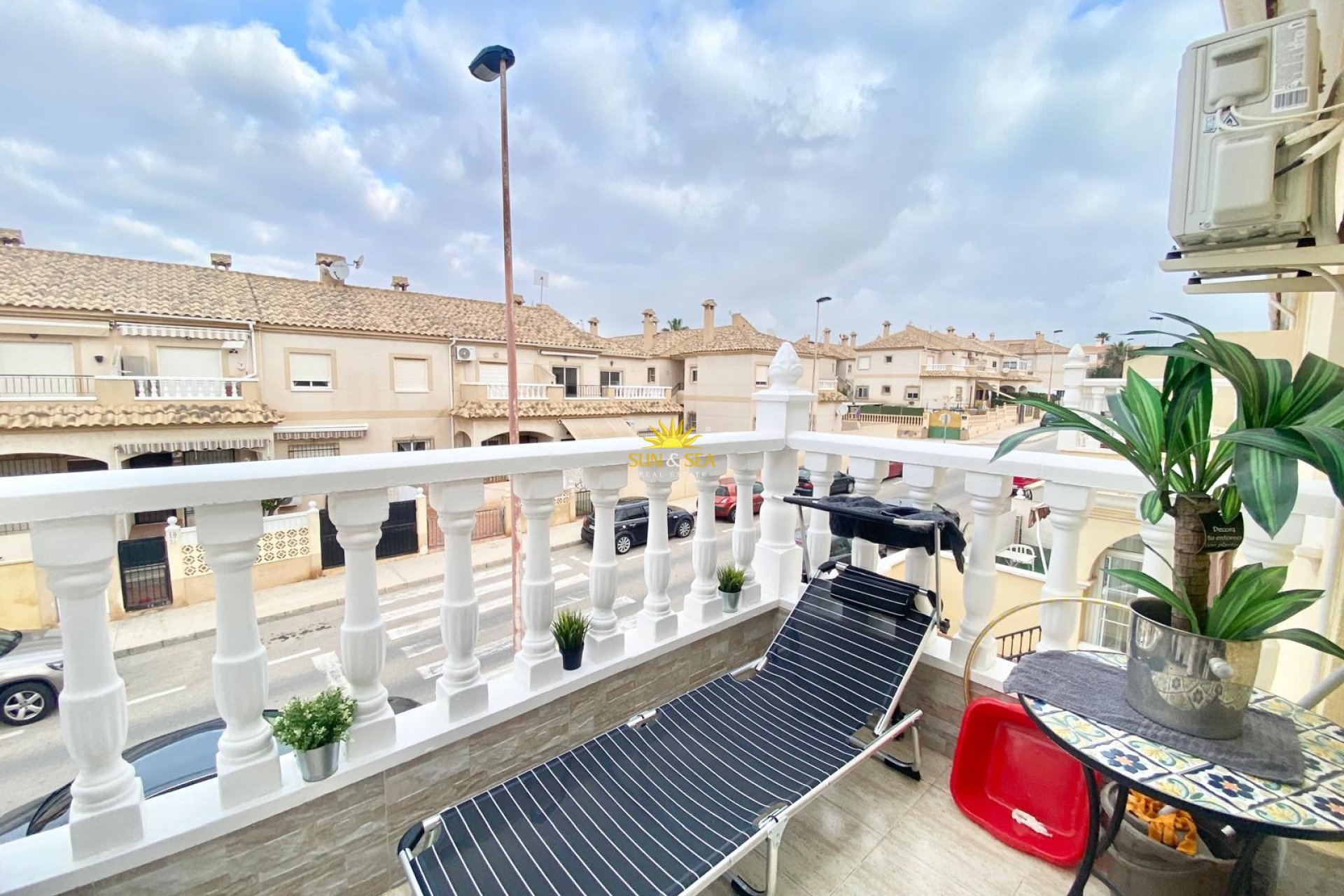 Alquiler a largo plazo - Bungalow - Torrevieja - Aguas Nuevas