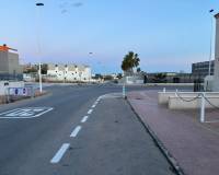 Alquiler a largo plazo - Bungalow - Torrevieja - Aguas Nuevas