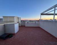 Alquiler a largo plazo - Bungalow - Torrevieja - Aguas Nuevas