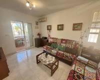 Alquiler a largo plazo - Bungalow - Torrevieja - Aguas Nuevas