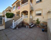 Alquiler a largo plazo - Bungalow - Torrevieja - Los balcones