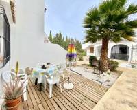 Alquiler a largo plazo - Bungalow - Torrevieja - Los balcones