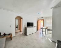 Alquiler a largo plazo - Bungalow - Torrevieja - Los balcones