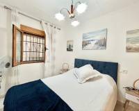 Alquiler a largo plazo - Bungalow - Torrevieja - Playa de los Naufragos